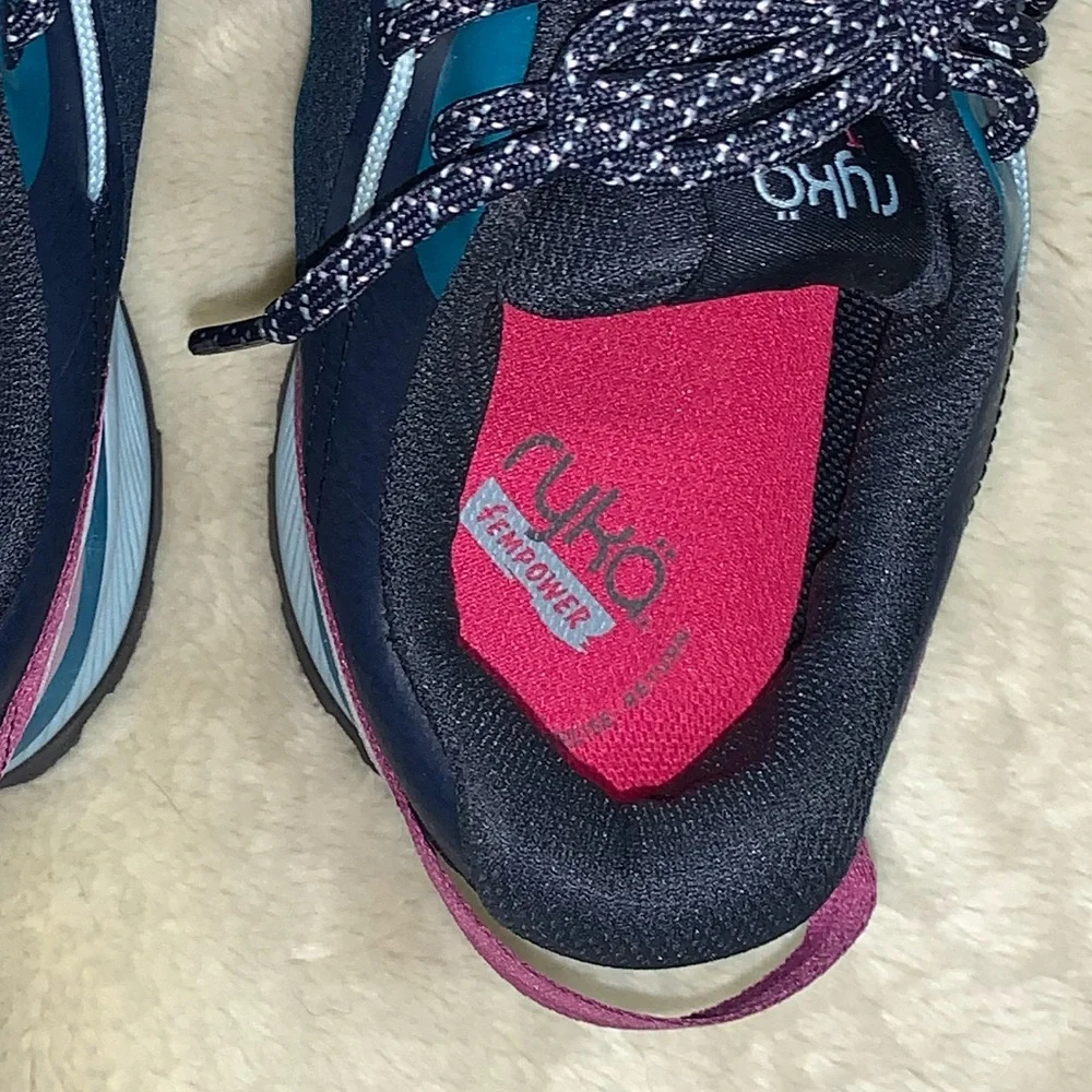 Ryka premium Trek walking/hiking/trail shoes leather/fabric/faux leather 9 wide - Picture 4 of 10